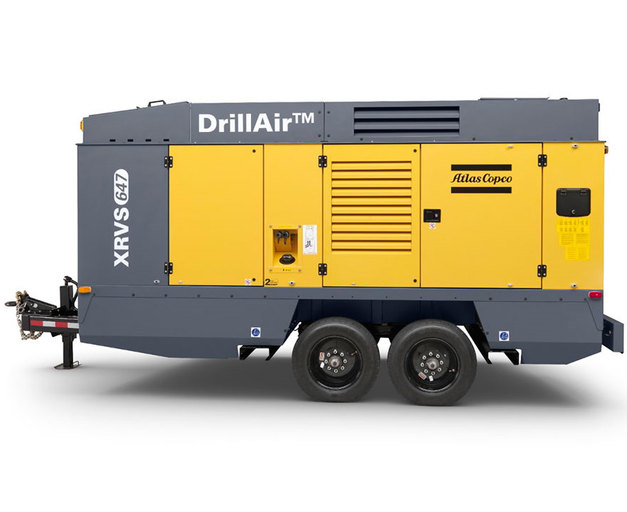 Дизельный компрессор Atlas Copco XRVS 647 CD на шасси