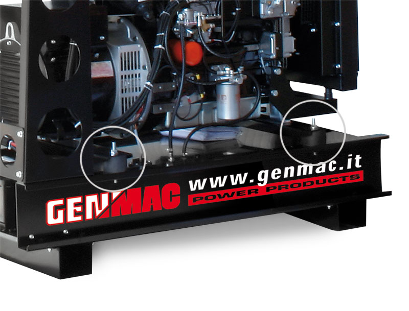 Дизельный генератор Genmac G40IO с АВР